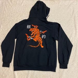 Bowery Supply Co Japanese Tiger Print Men’s Medium -New!